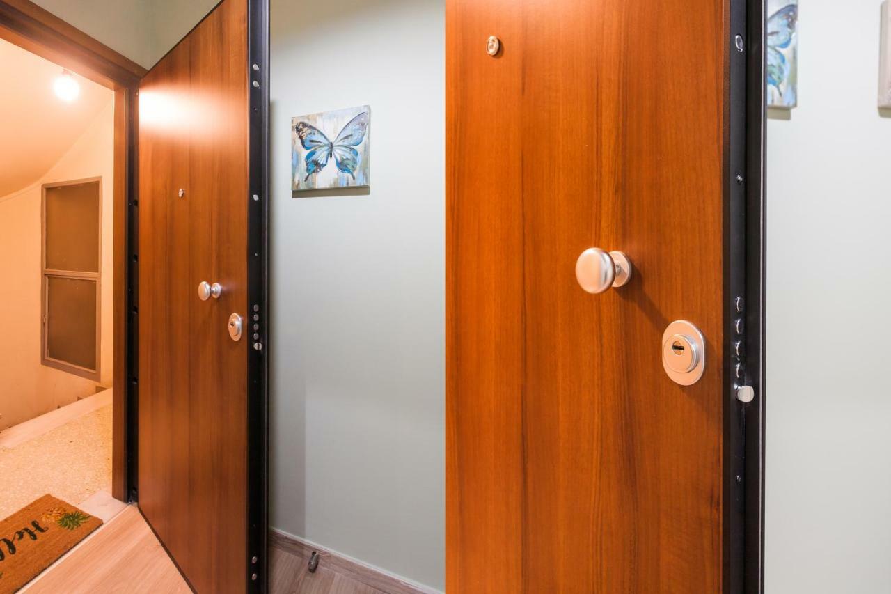 Modern Antique Private Rooms Near To Acropolis Museum And Metro Station Atena Exterior foto