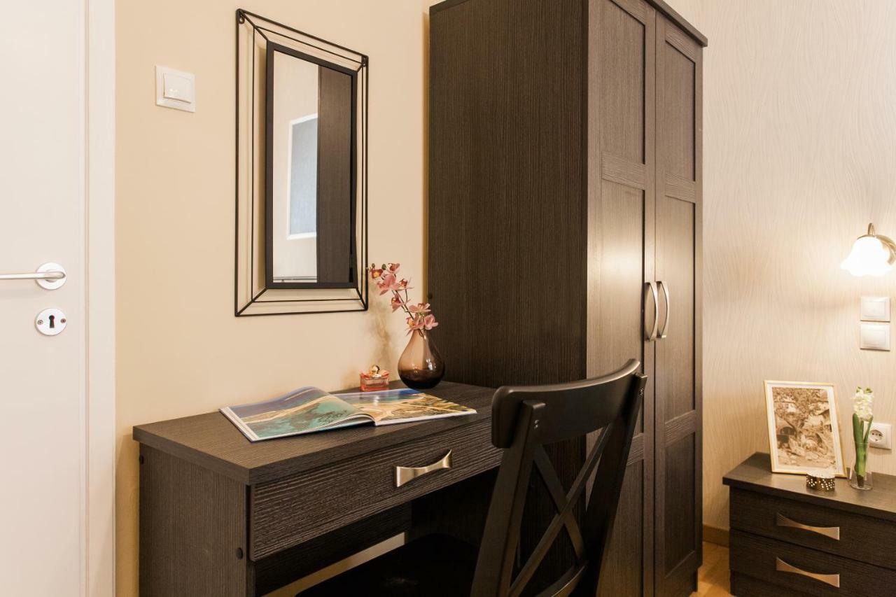 Modern Antique Private Rooms Near To Acropolis Museum And Metro Station Atena Exterior foto